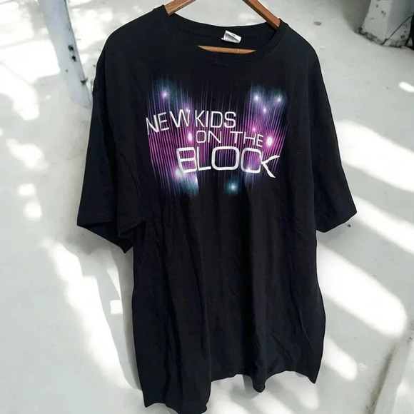 Black Y2K New Kids On The Block Kids Shirt 2X - Picture 1 of 6
